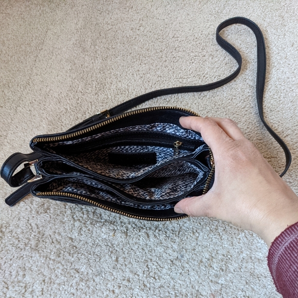 Steve Madden Paityn Faux Leather Crossbody Bag-EUC - Picture 9 of 16